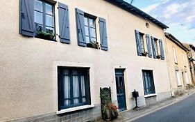 Chez Elle